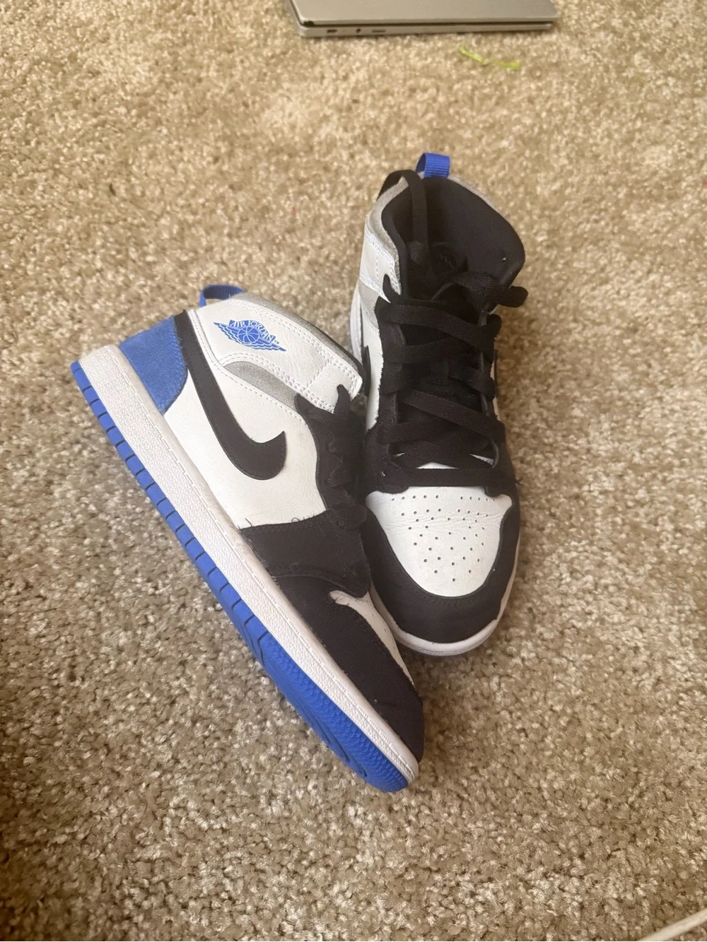 Jordan Air 1 Mid - White, Black & Blue